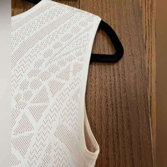 BCBG MaxAzria cream/tan, decorated, sleeveless, V-neck, heavy knit top, Small - Picture 9 of 10